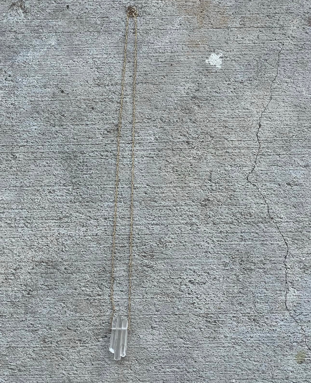 Raw Quartz Dainty Necklace